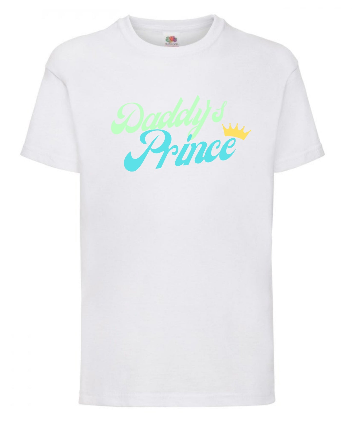 Cute “Daddy’s prince” personalised t-shirt for boys aged 3 to 15 years in 7 colours