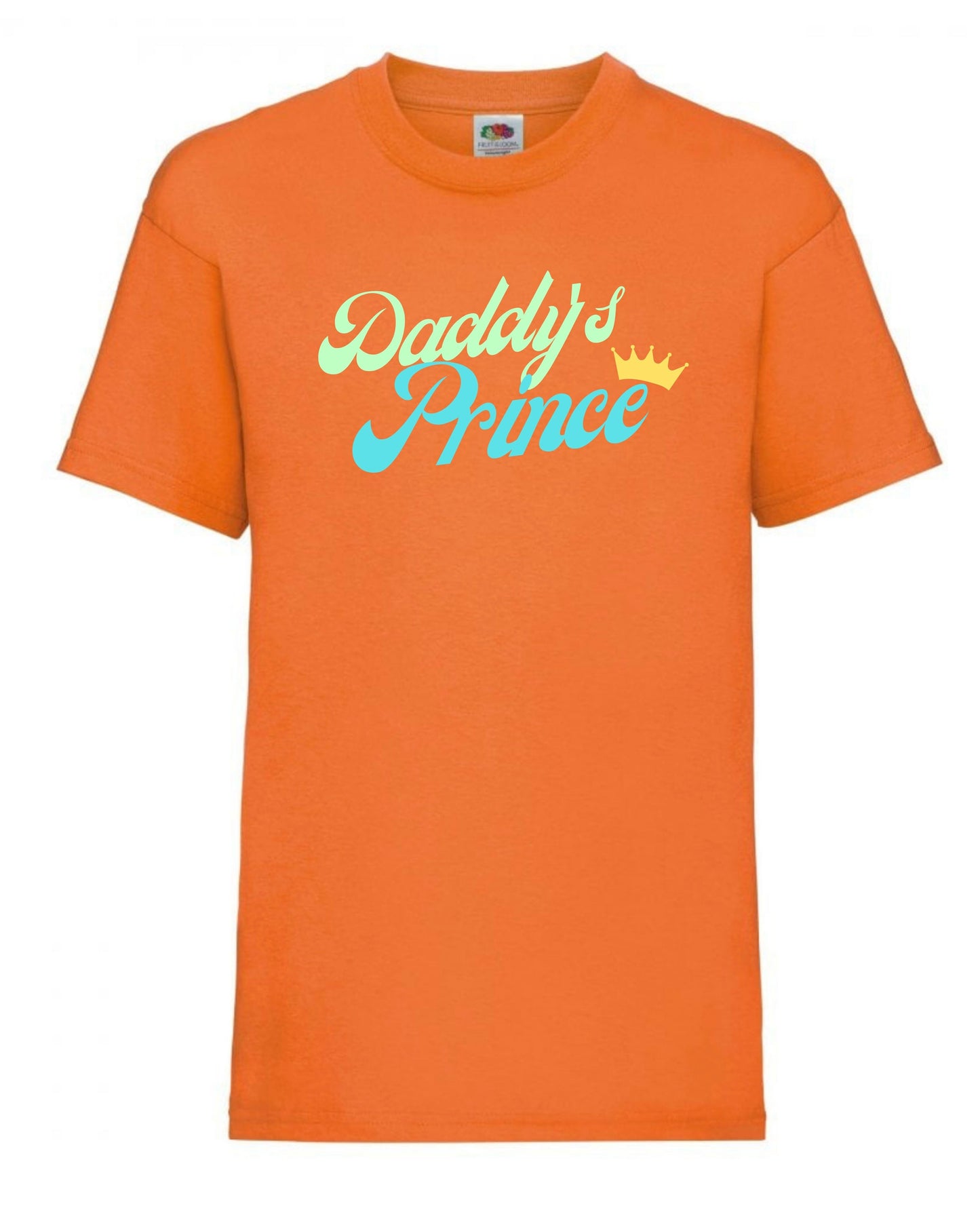 Cute “Daddy’s prince” personalised t-shirt for boys aged 3 to 15 years in 7 colours